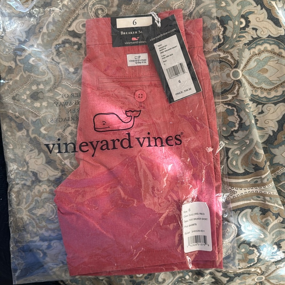 NWT vineyard vines boys breaker shorts sailors red size 6